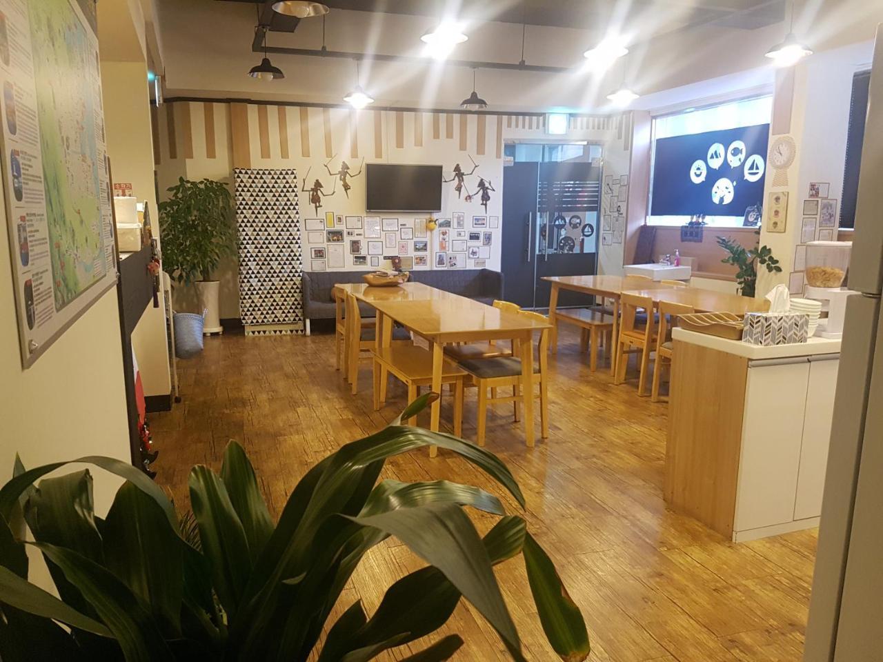 Sokcho & Guesthouse Екстер'єр фото